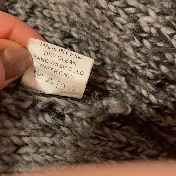 Unio size Small comfy midi wrap cardigan cover up - Picture 5 of 8